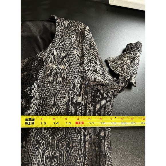 Coldwater Creek Women's Large Sheer Overlay Top Crochet Accent Lined FLAW - Picture 8 of 14